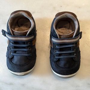 Stride Rite Artie Shoe